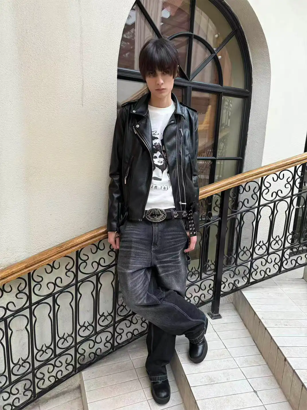 DEAV | Purple Thread Appliqué Cat Whisker Jeans