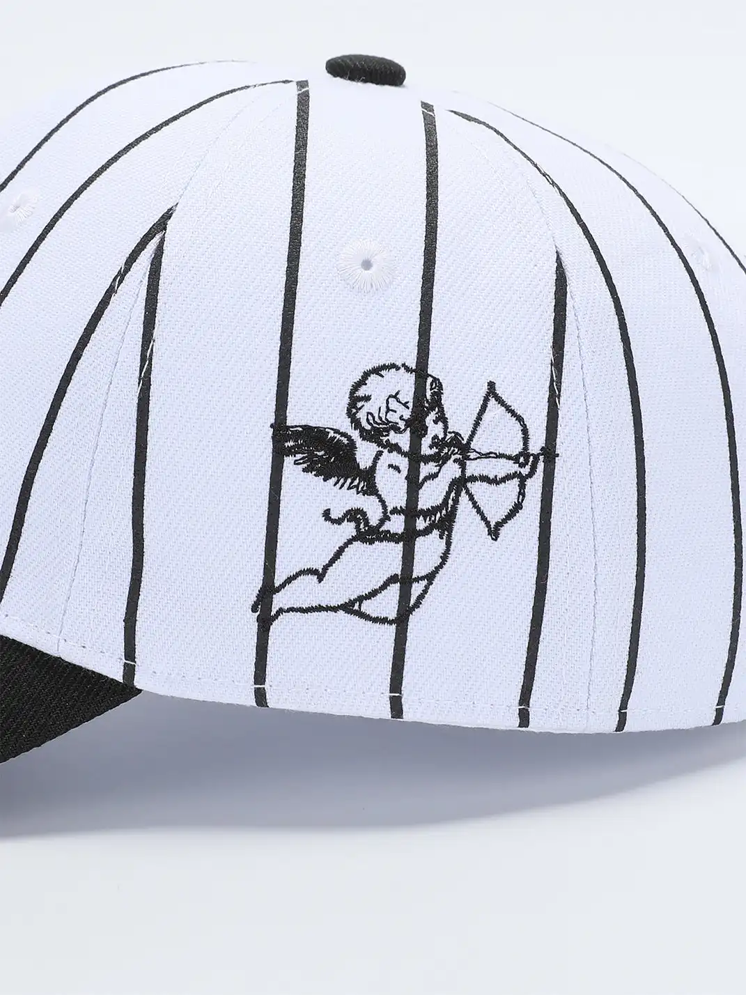 DEAV | Striped Embroidered Baseball Cap