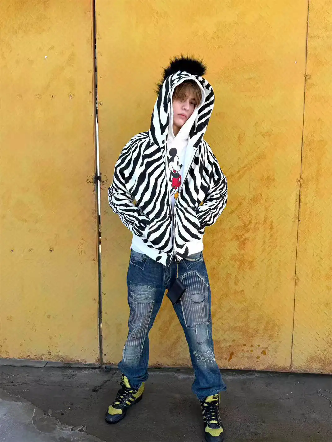 DEAV | Zebra Print Hoodie