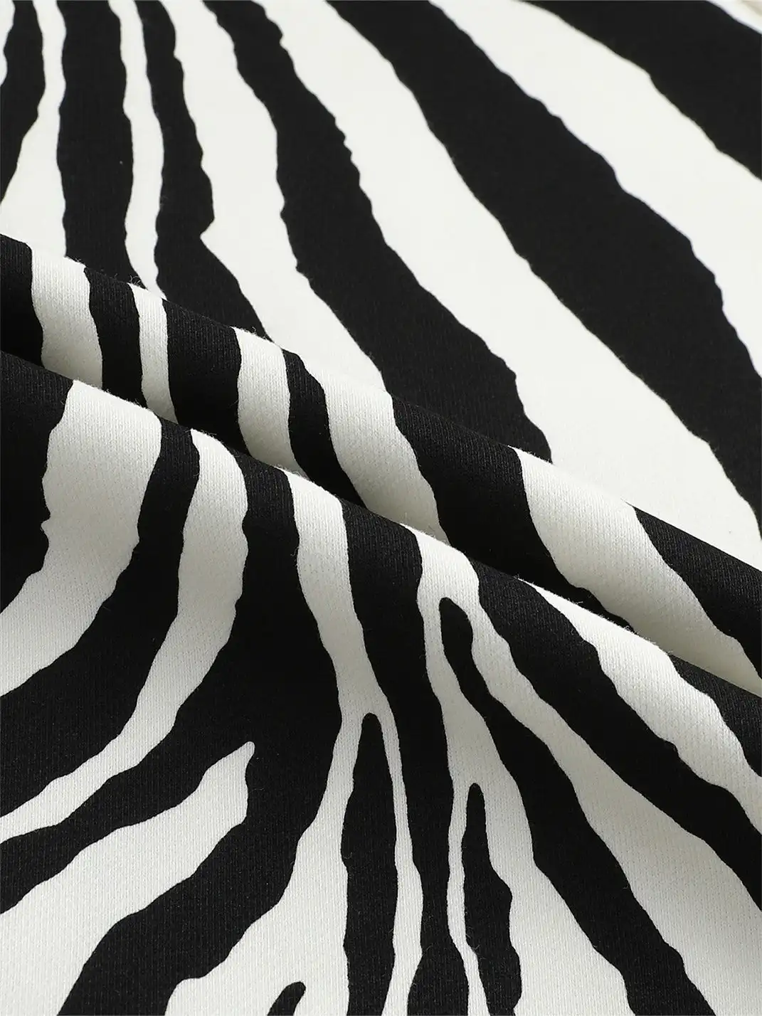DEAV | Zebra Print Hoodie