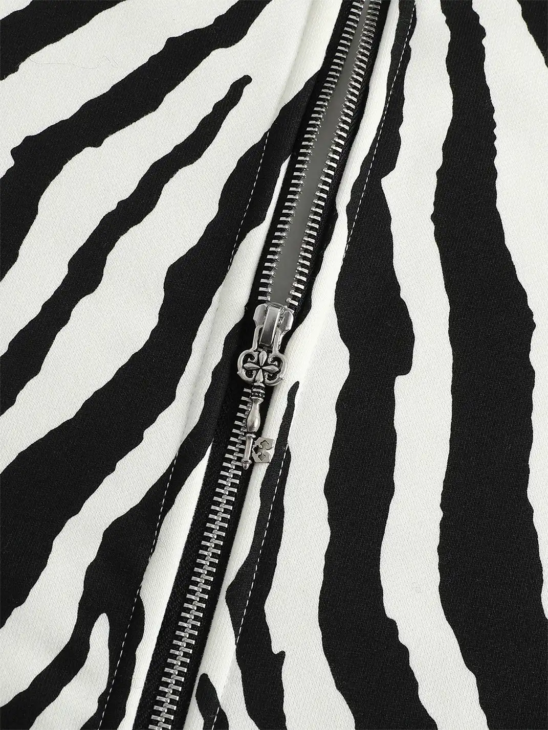 DEAV | Zebra Print Hoodie