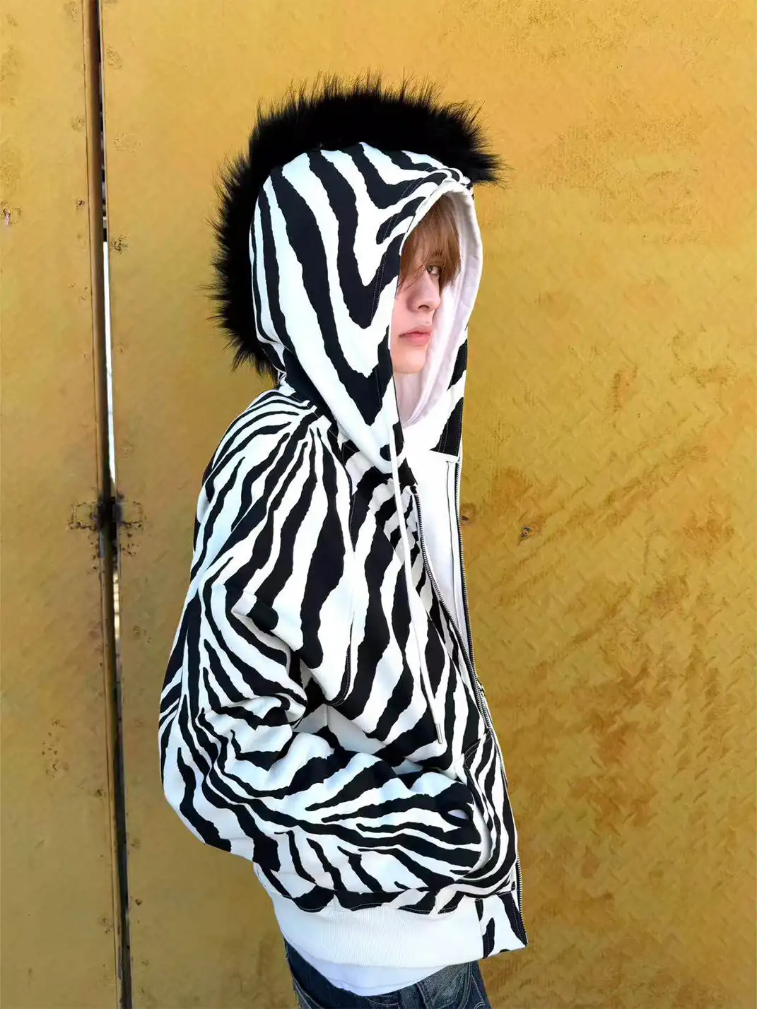 DEAV | Zebra Print Hoodie