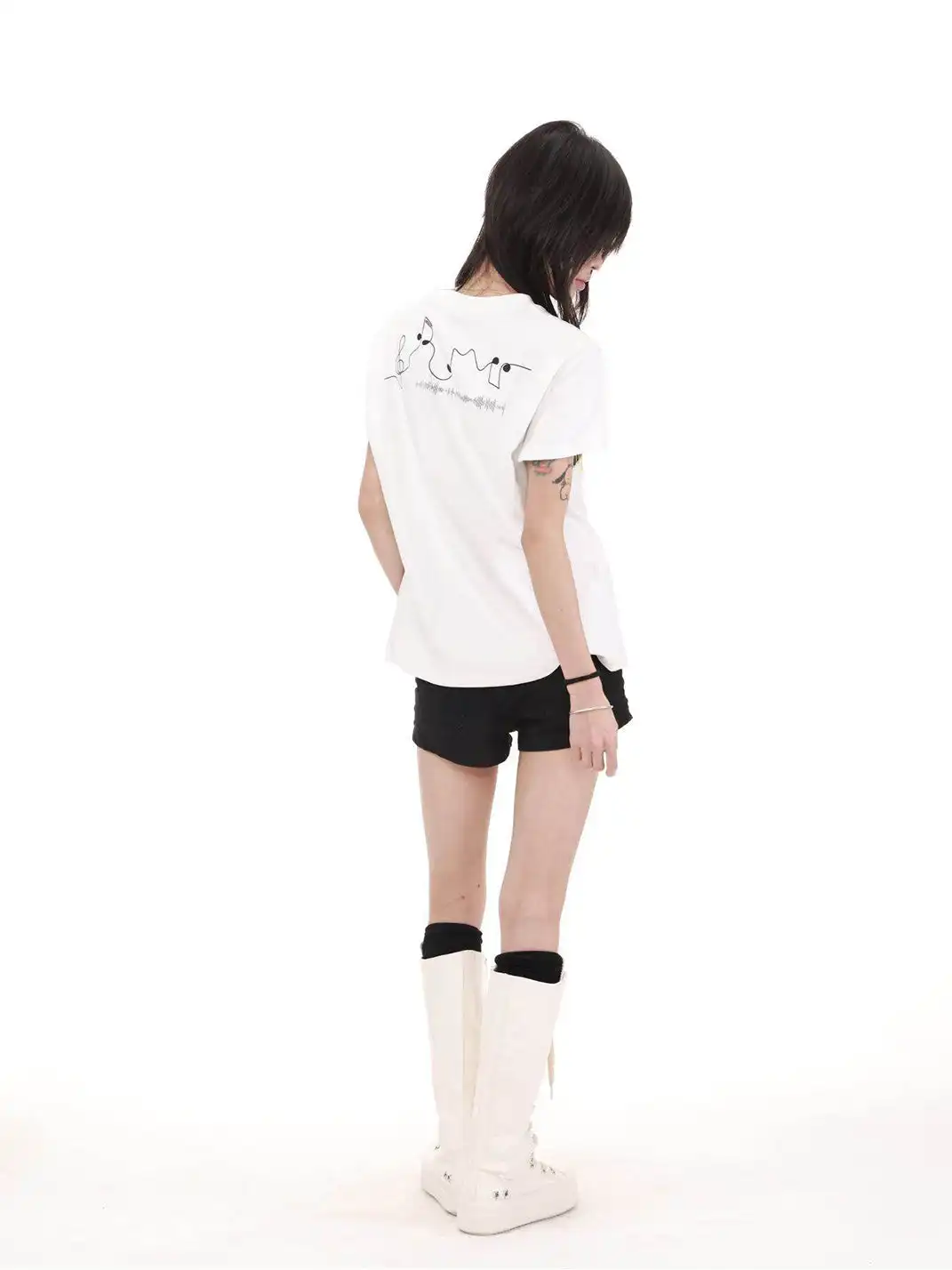 DETW | Portrait & Slogan All-Over Print Embroidered Short Sleeve