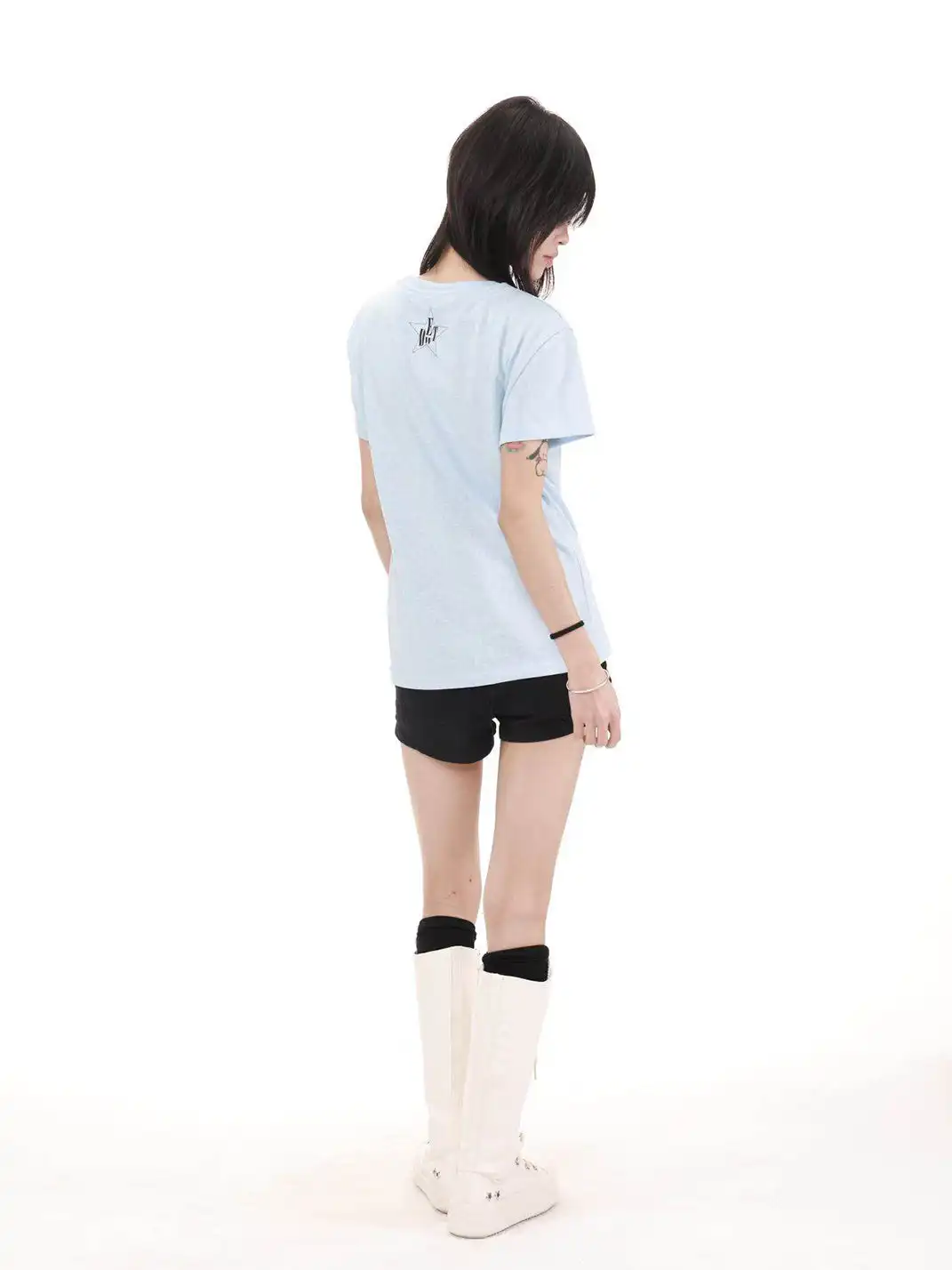 DETW | Jacquard Five-Star Slogan T-shirt