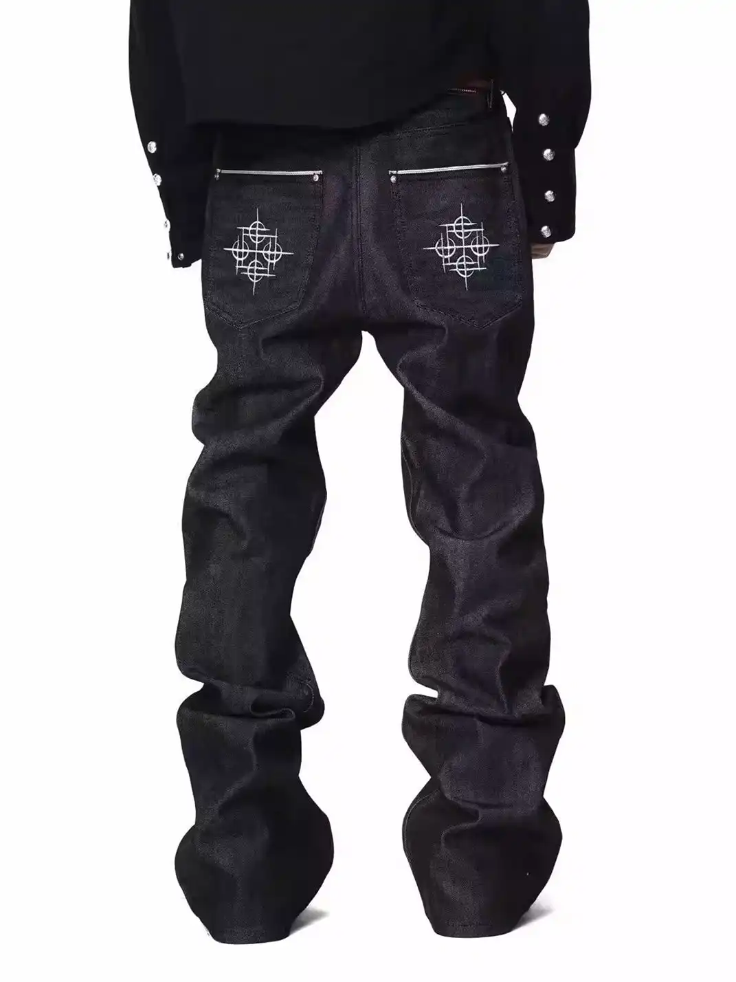 DETW | Raw Denim Stacked Jeans