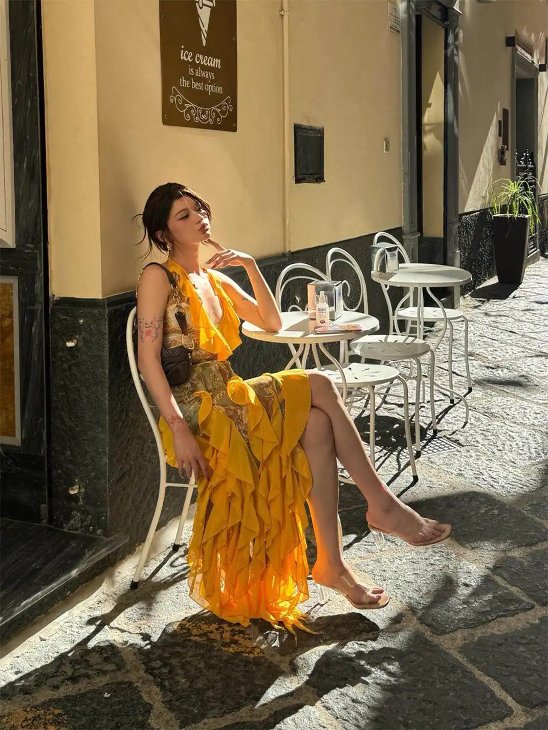 HuDieGongZhu | Golden Fortune Luxe Dress