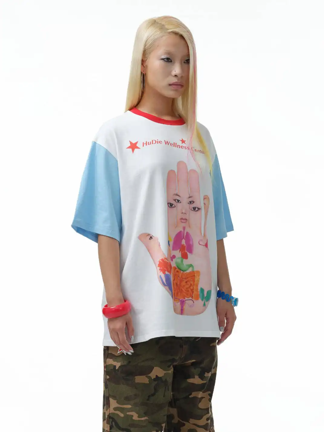 HuDieGongZhu | Handprint T-shirt