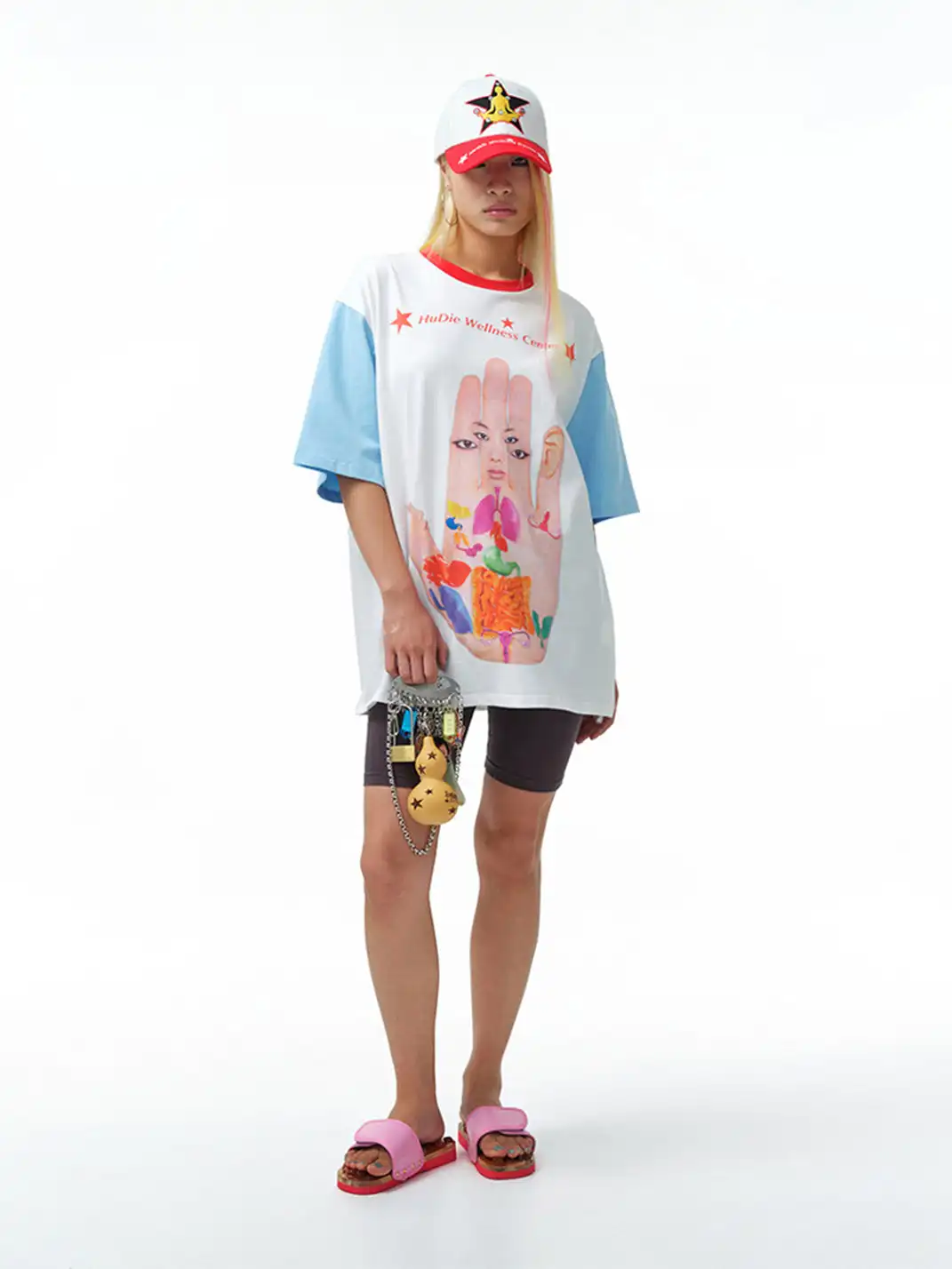 HuDieGongZhu | Handprint T-shirt