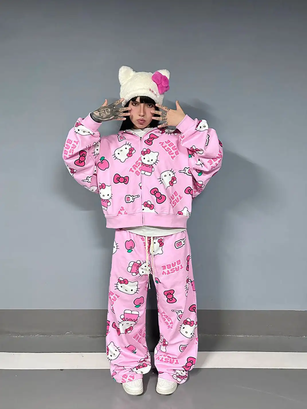 ArtByTastybabe | All Over Print Kitty Sweatshirt Set