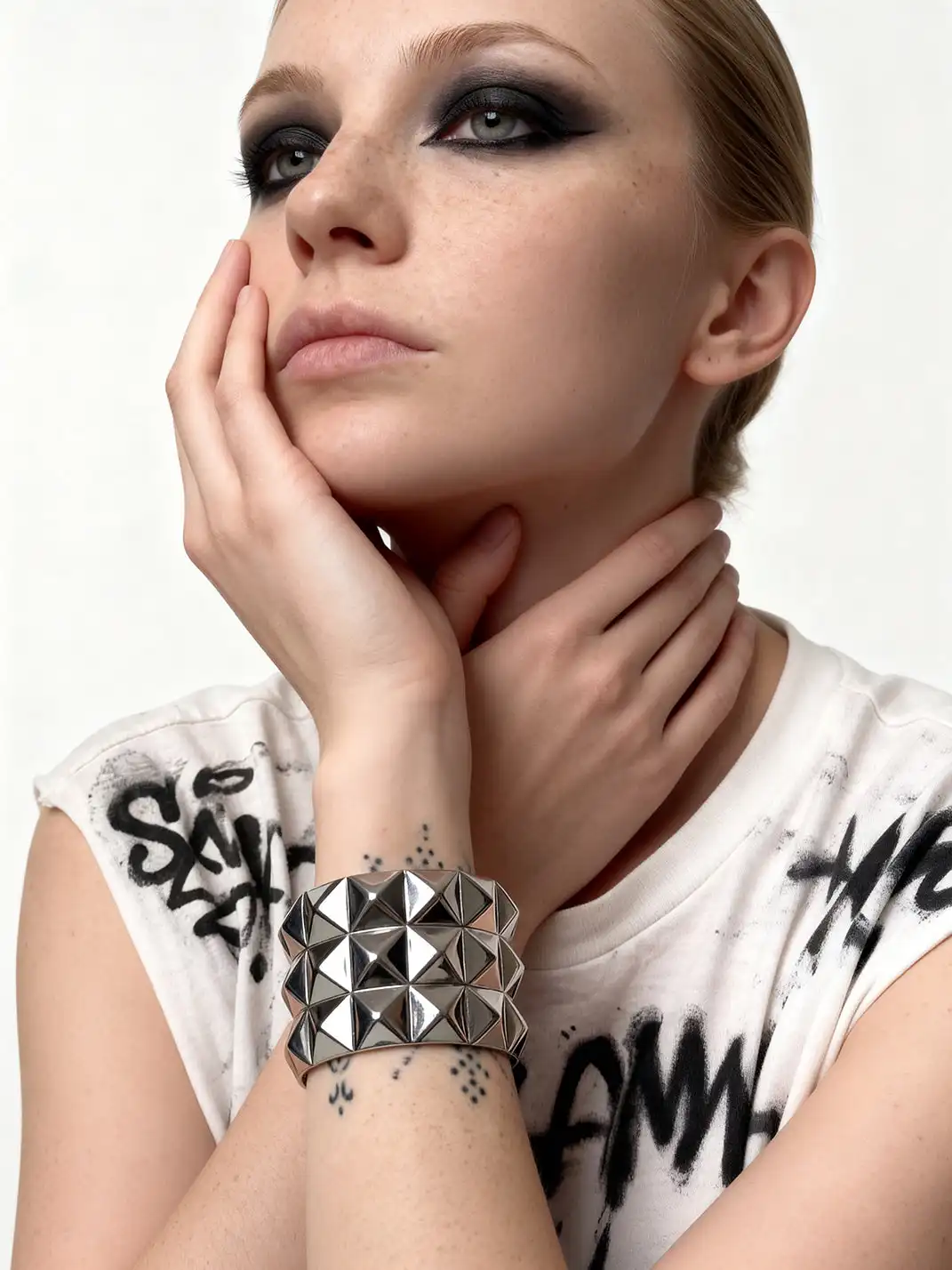 RED ICE | Multi-Faceted Pentagram Open Bracelet
