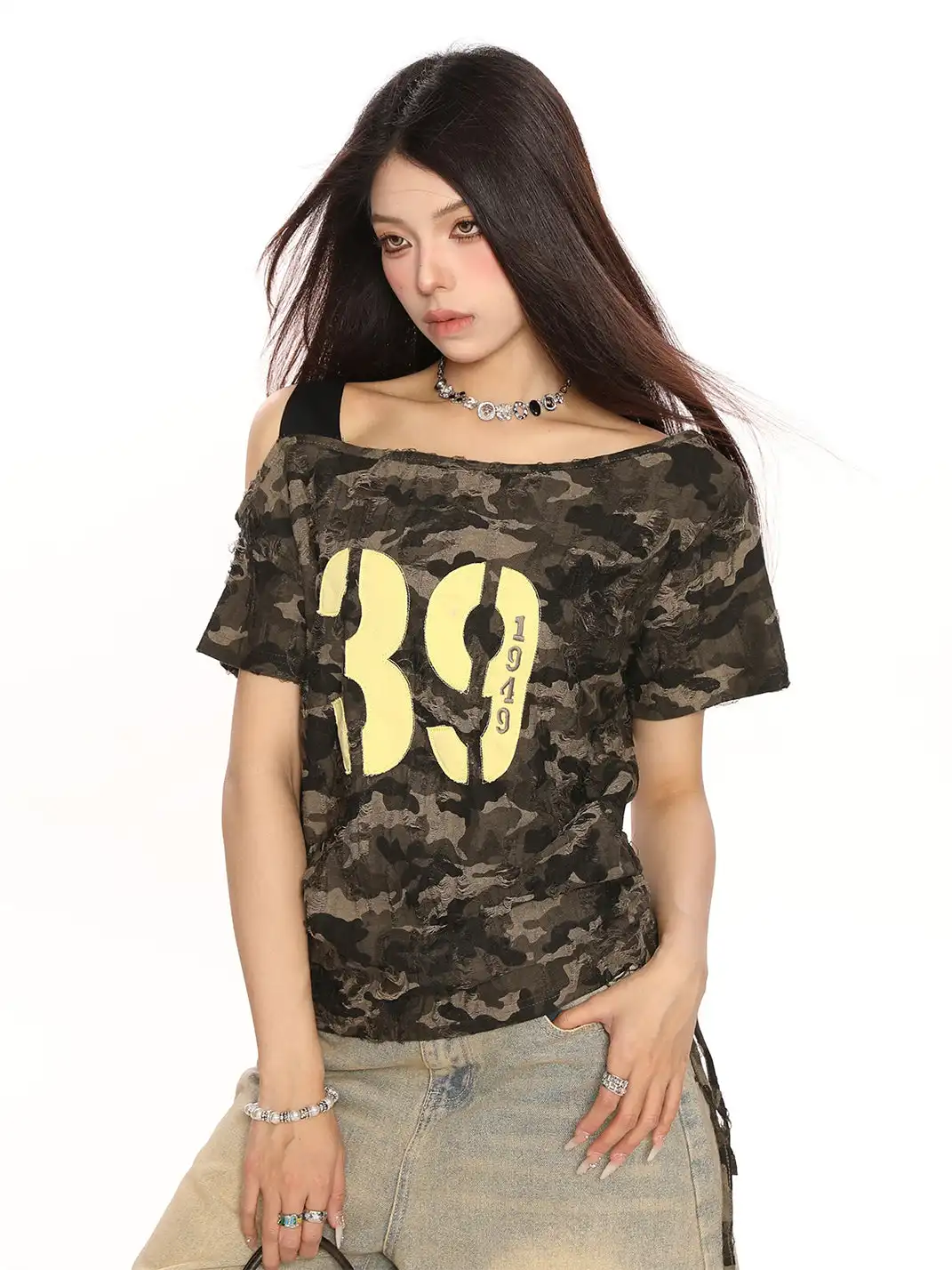 BIGGOLD | Drawstring Lace-Up One-Shoulder Camo T-Shirt