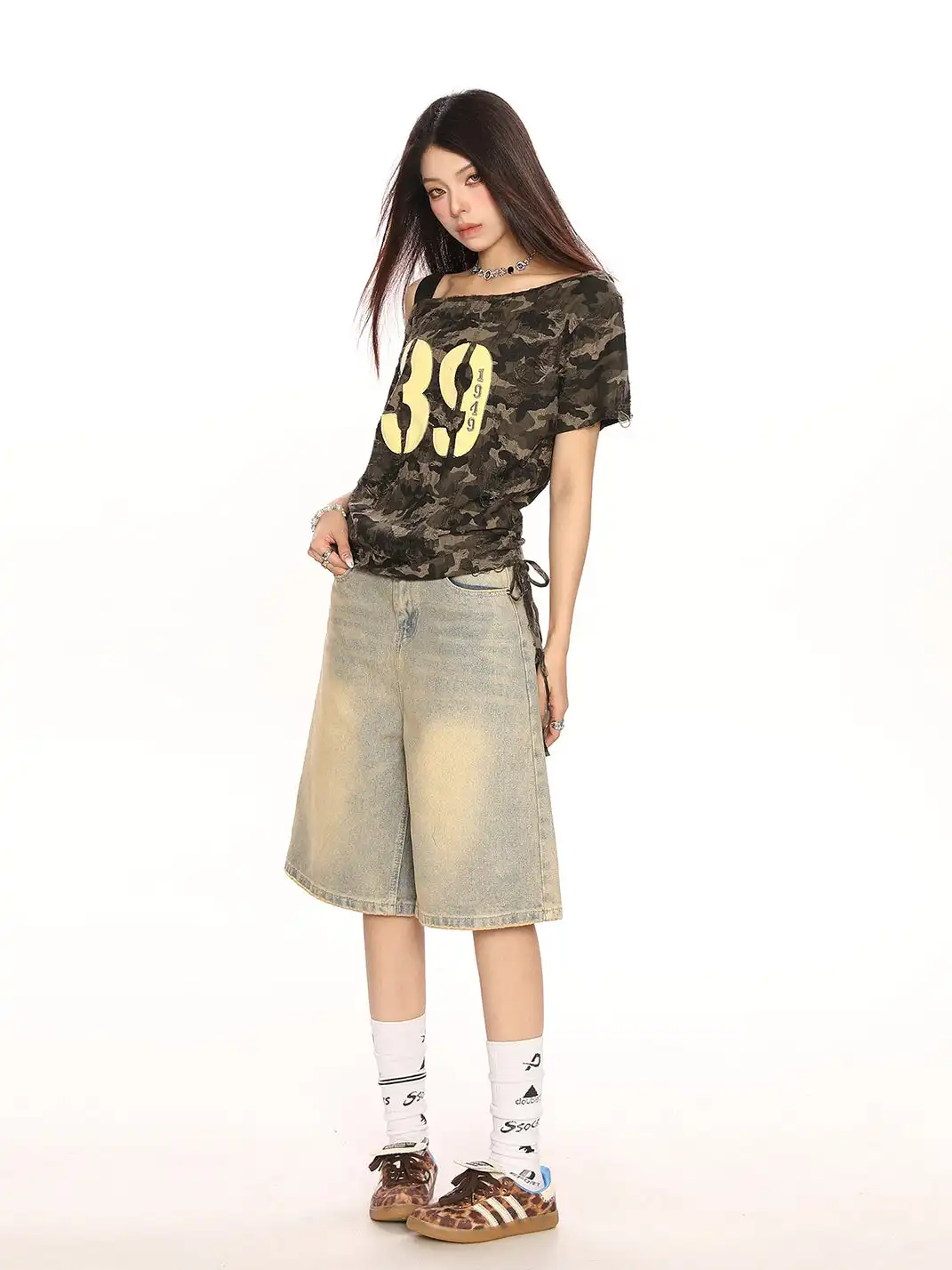 BIGGOLD | Drawstring Lace-Up One-Shoulder Camo T-Shirt