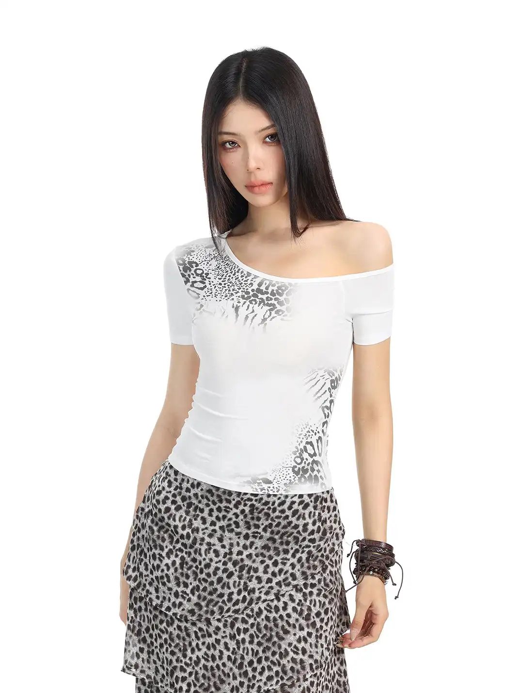 BIGGOLD | One-Shoulder Leopard Print T-Shirt