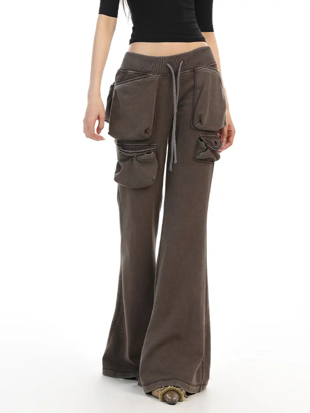 BIGGOLD | Multi-Pocket Slightly Flared Sweatpants