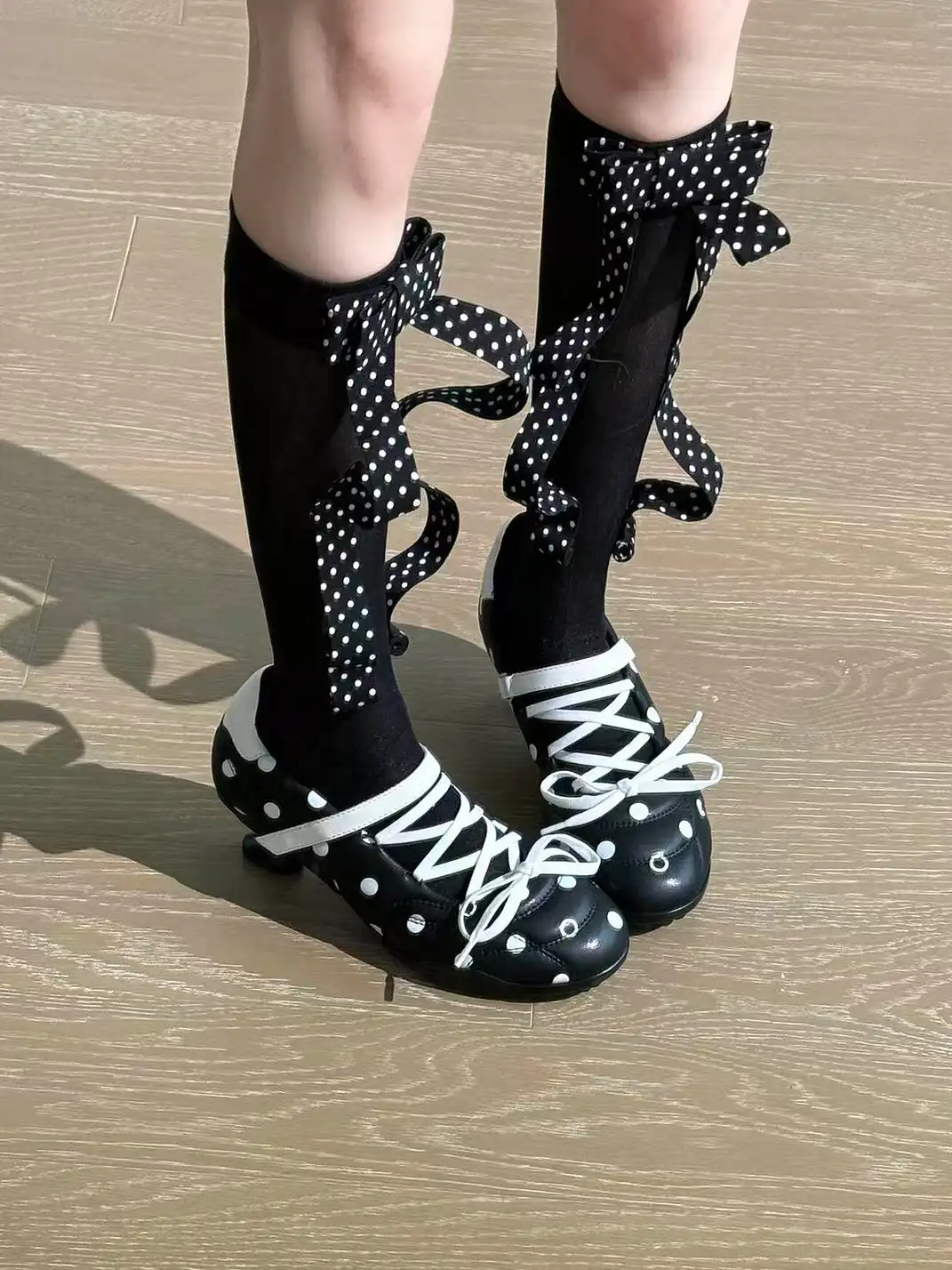 EMPTY BEHAVIOR | Polka Dot Sporty Ballet Flats