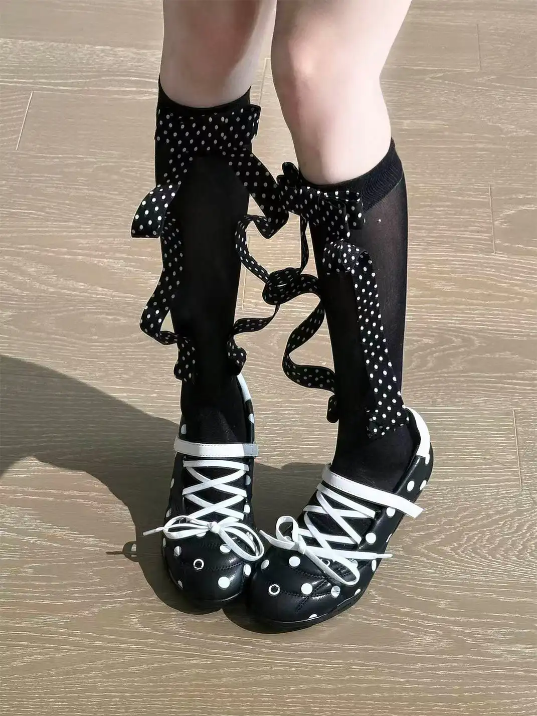 EMPTY BEHAVIOR | Polka Dot Sporty Ballet Flats