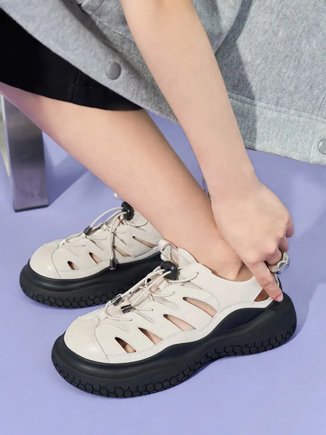 MASOOMAKE | Cutout Closed Toe Platform Sandals