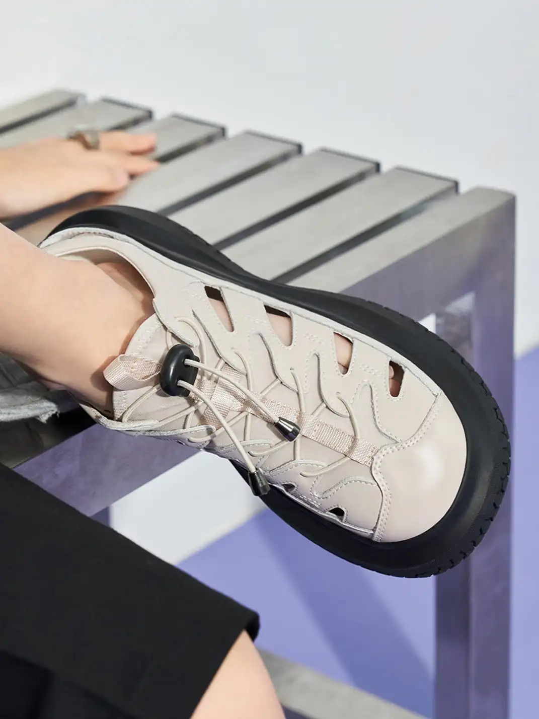 MASOOMAKE | Cutout Closed Toe Platform Sandals