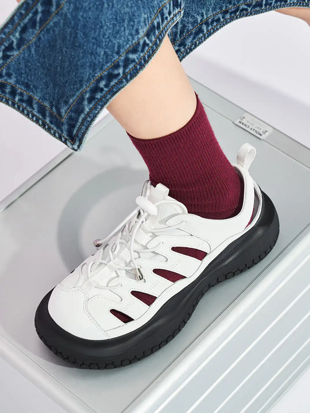 MASOOMAKE | Cutout Closed Toe Platform Sandals