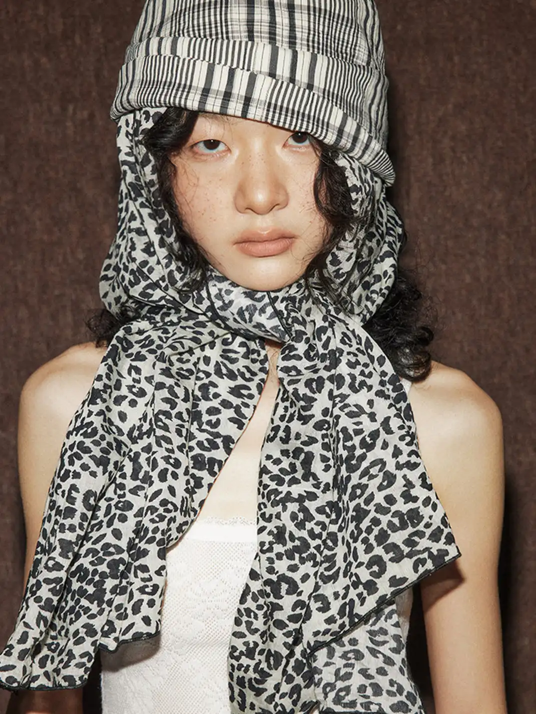 MottoKiraku | Black and White Plaid Fisherman Hat