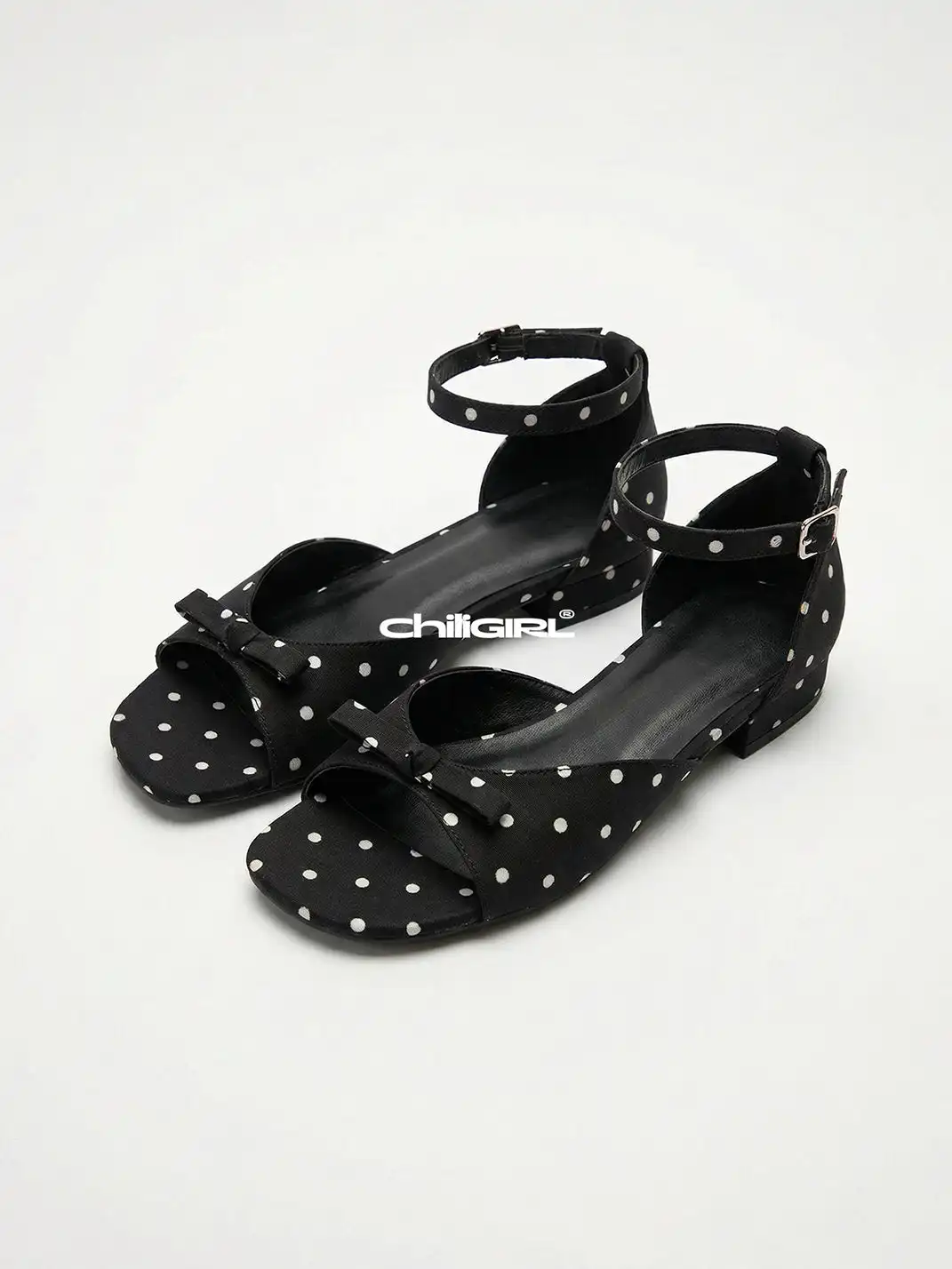 CHILIGIRL | Polka Dot Single Strap Open Toe Sandals