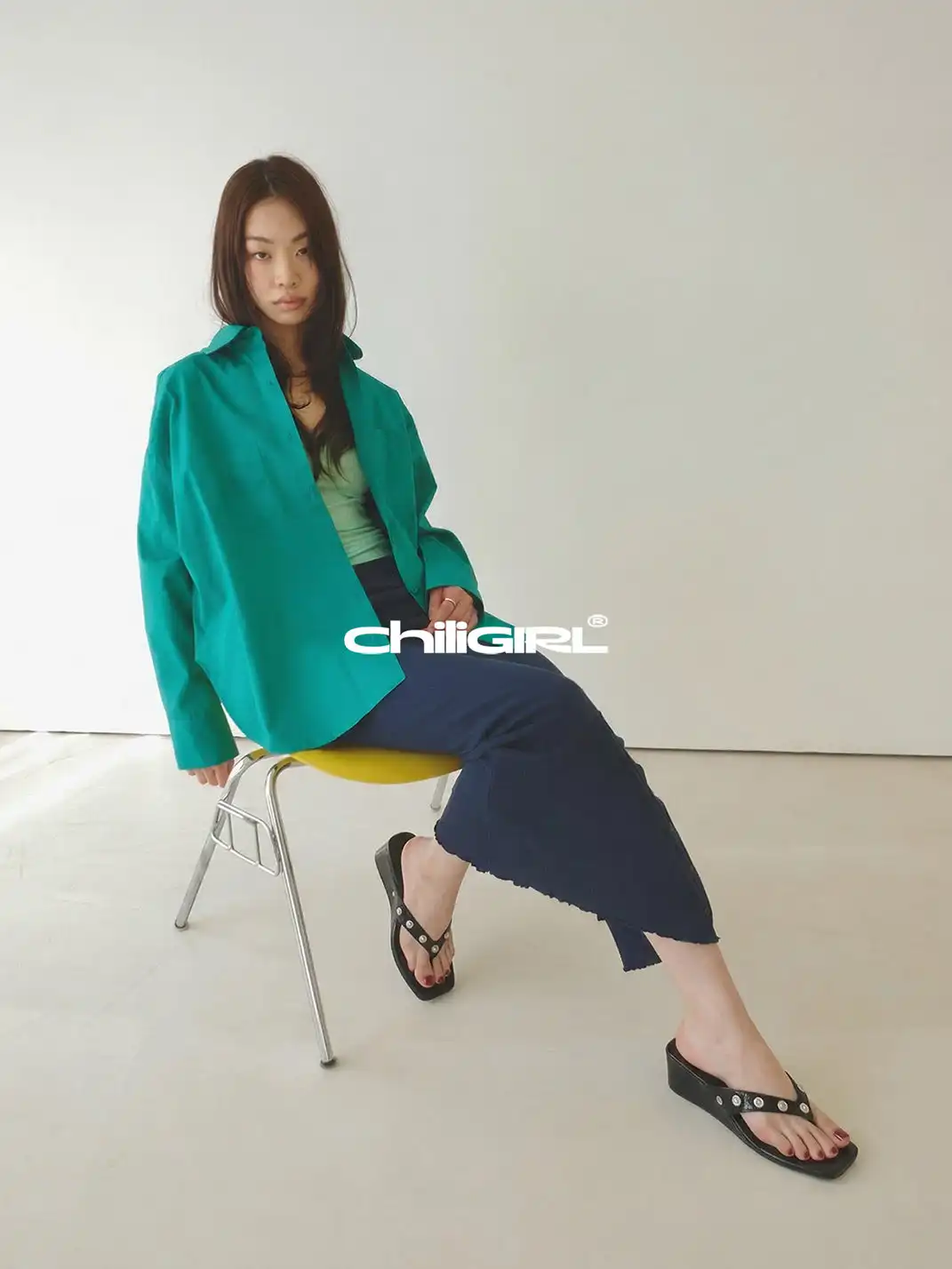 CHILIGIRL | Vintage Buckle Flip Flops