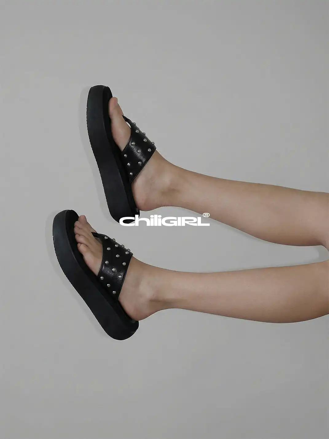 CHILIGIRL | Rivet Platform Flip Flops