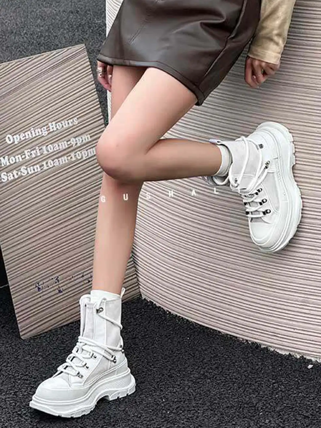 GSL | Lace-Up Platform Boots