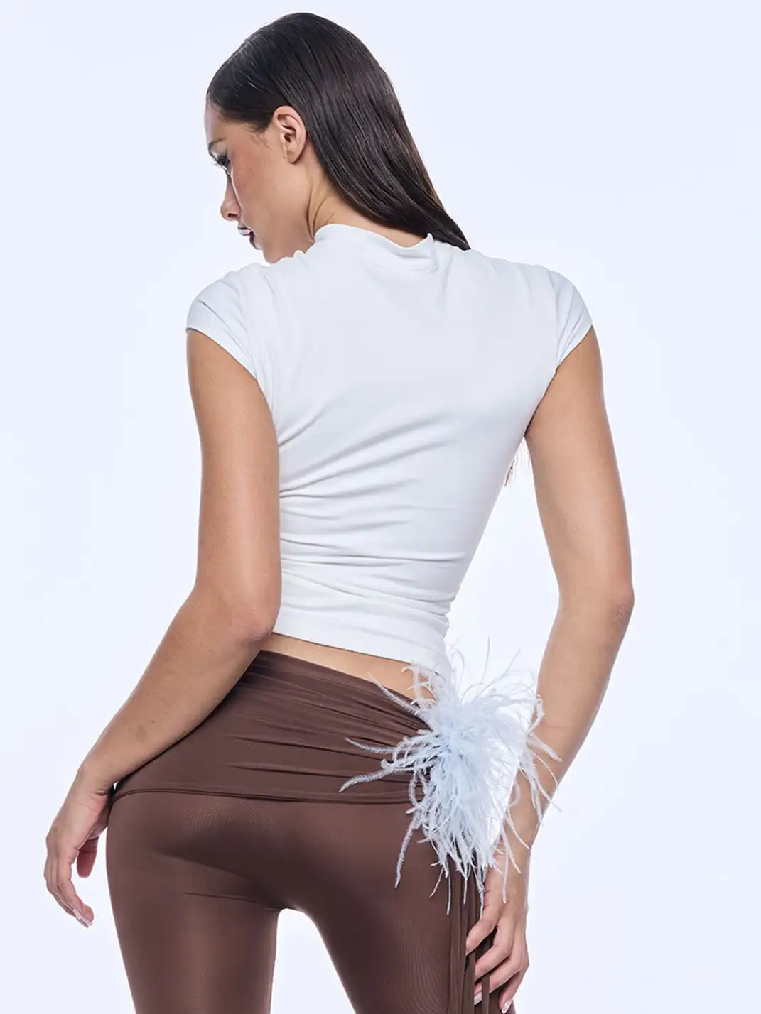 BUM STUDIO | Cut-Out Slim Fit Short Sleeve Top