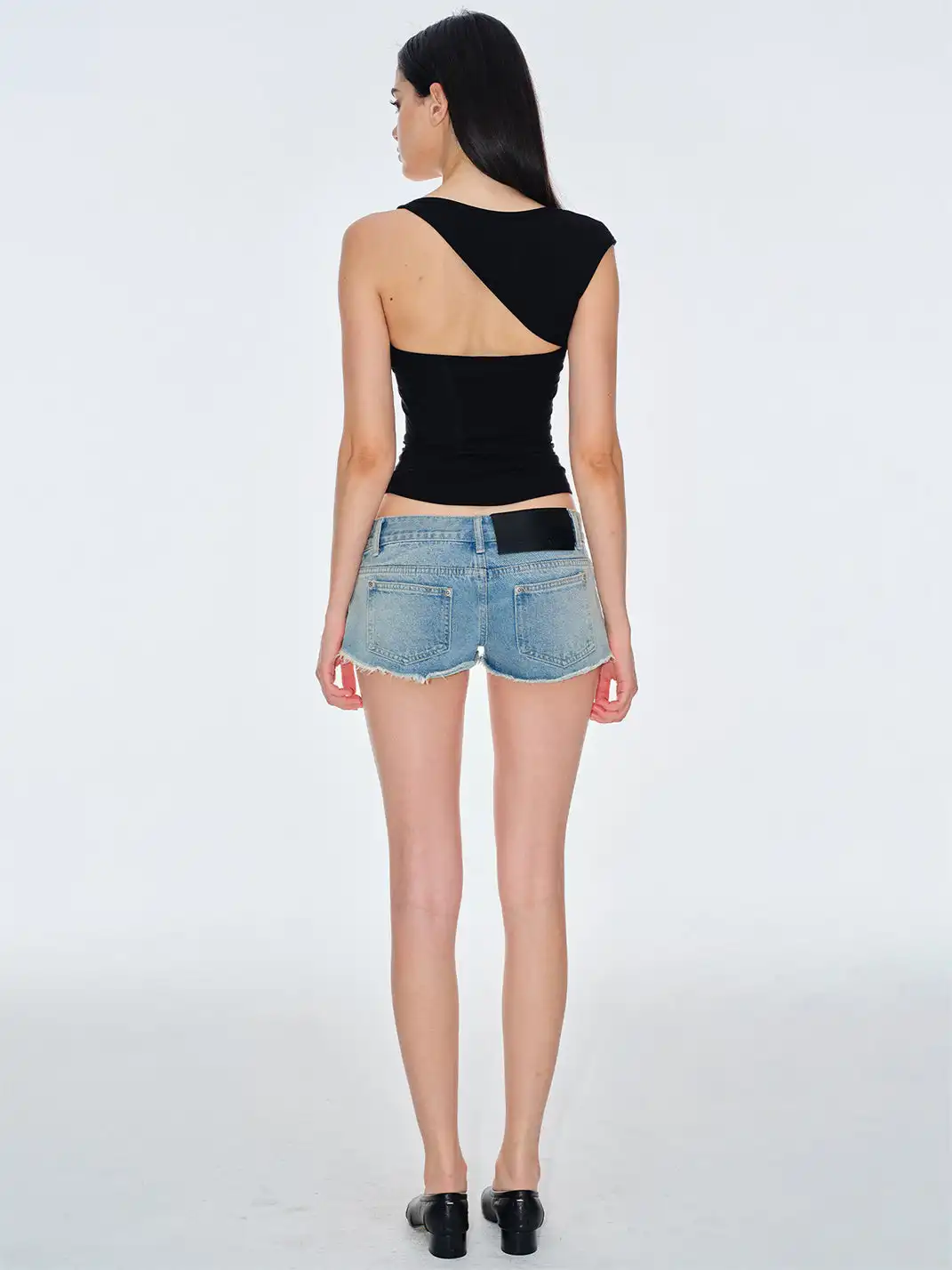 BUM STUDIO | Irregular Hollow Vest