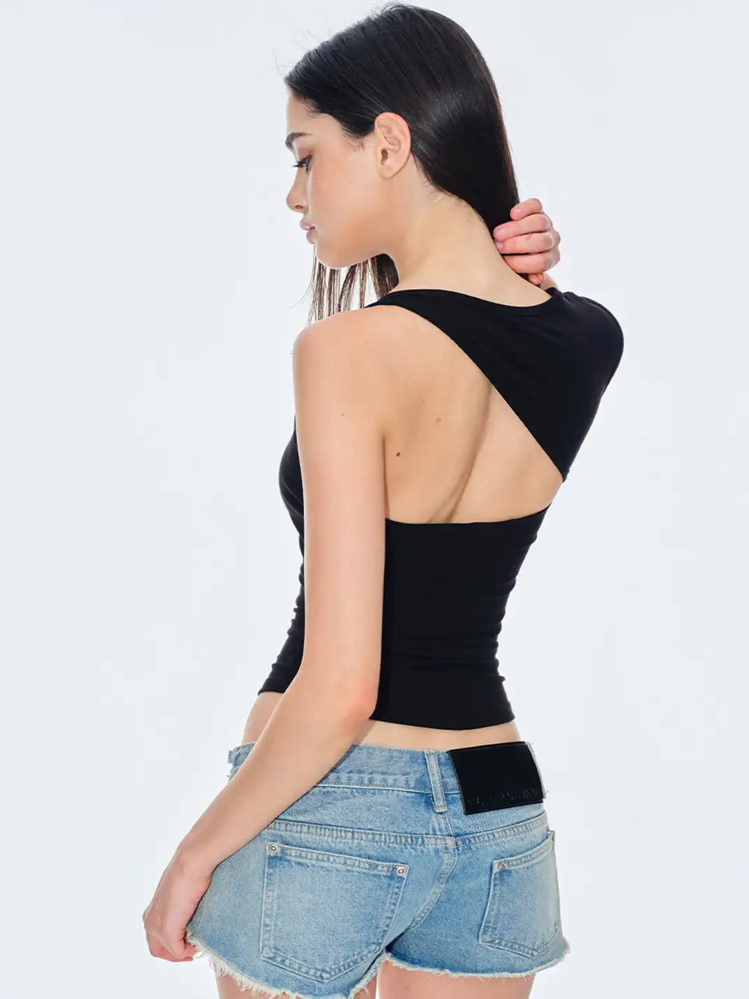 BUM STUDIO | Irregular Hollow Vest