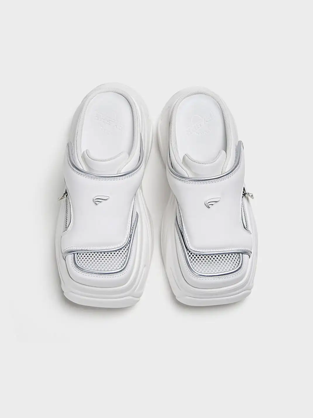 FYSPR | Platform Closed-Toe Slippers-White