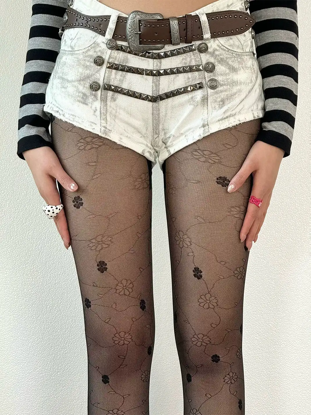 HotBonBon | Lace Floral Pantyhose