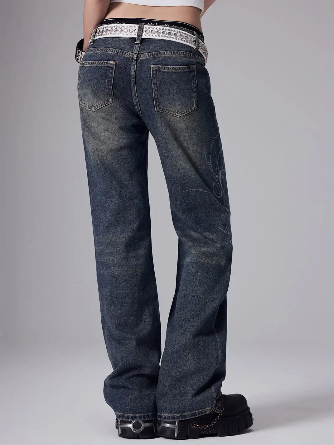 3MODE | Embroidered Flared Jeans