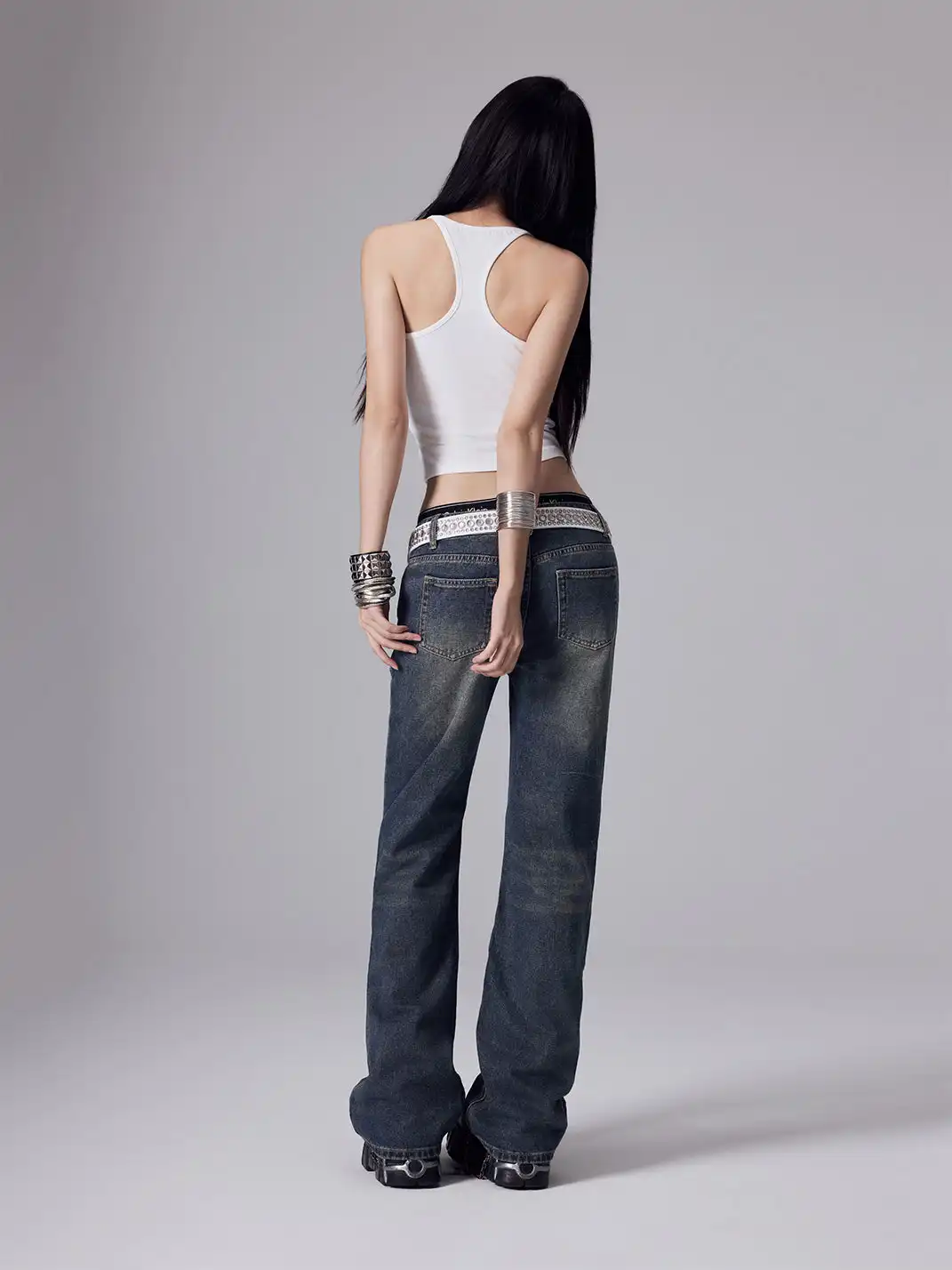 3MODE | Embroidered Flared Jeans