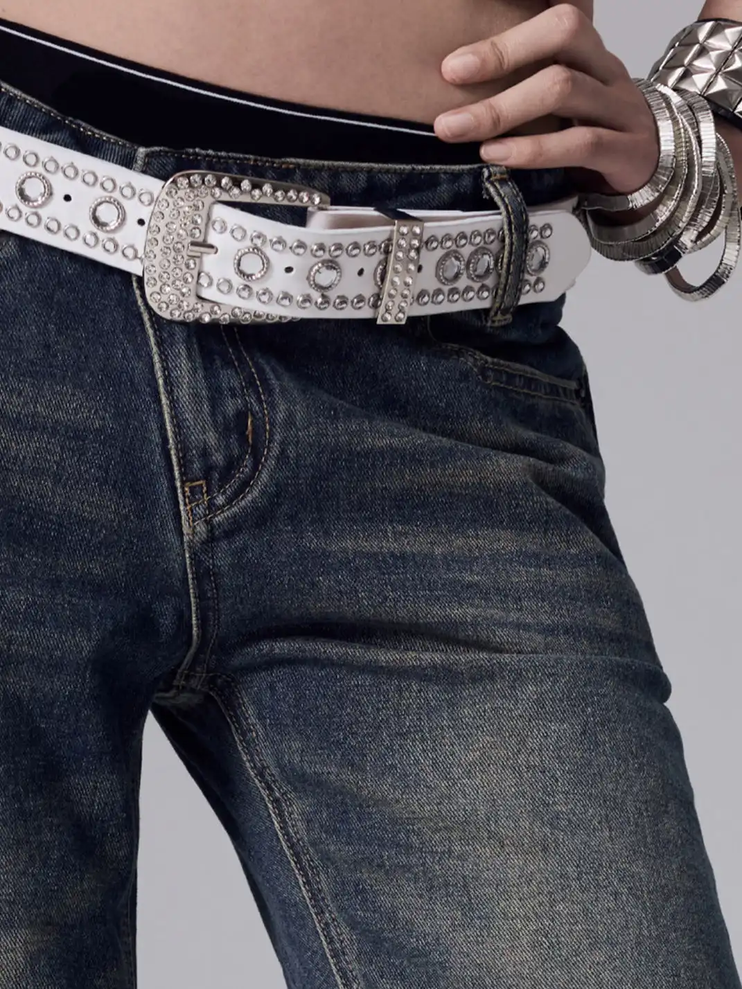 3MODE | Embroidered Flared Jeans