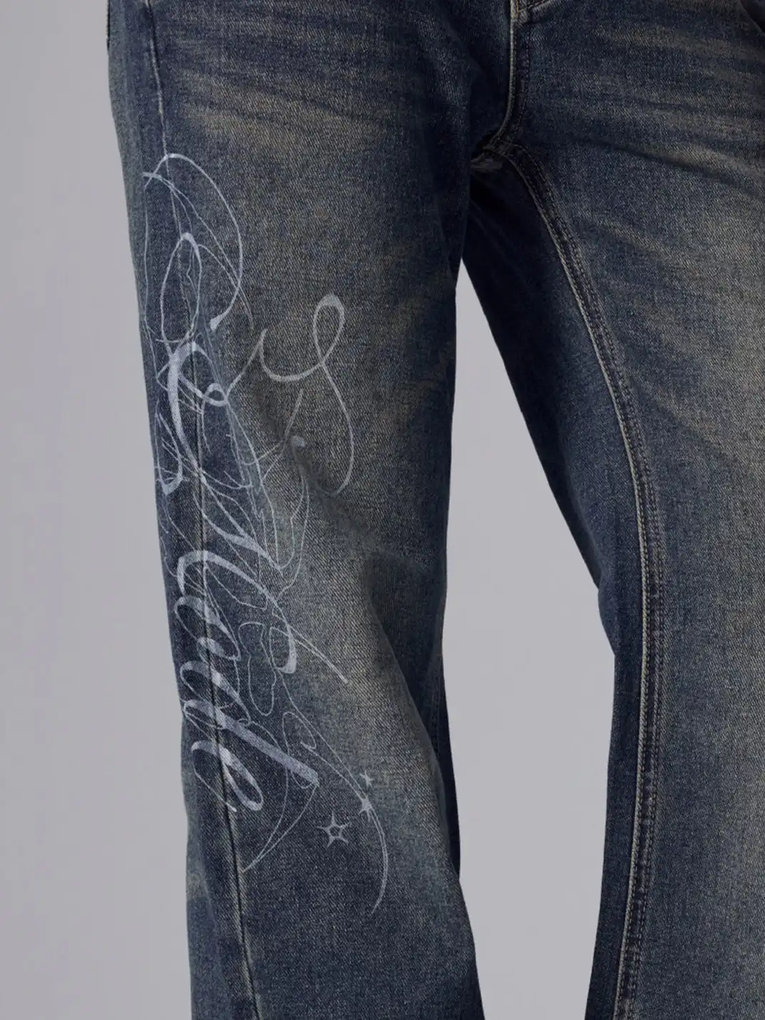 3MODE | Embroidered Flared Jeans