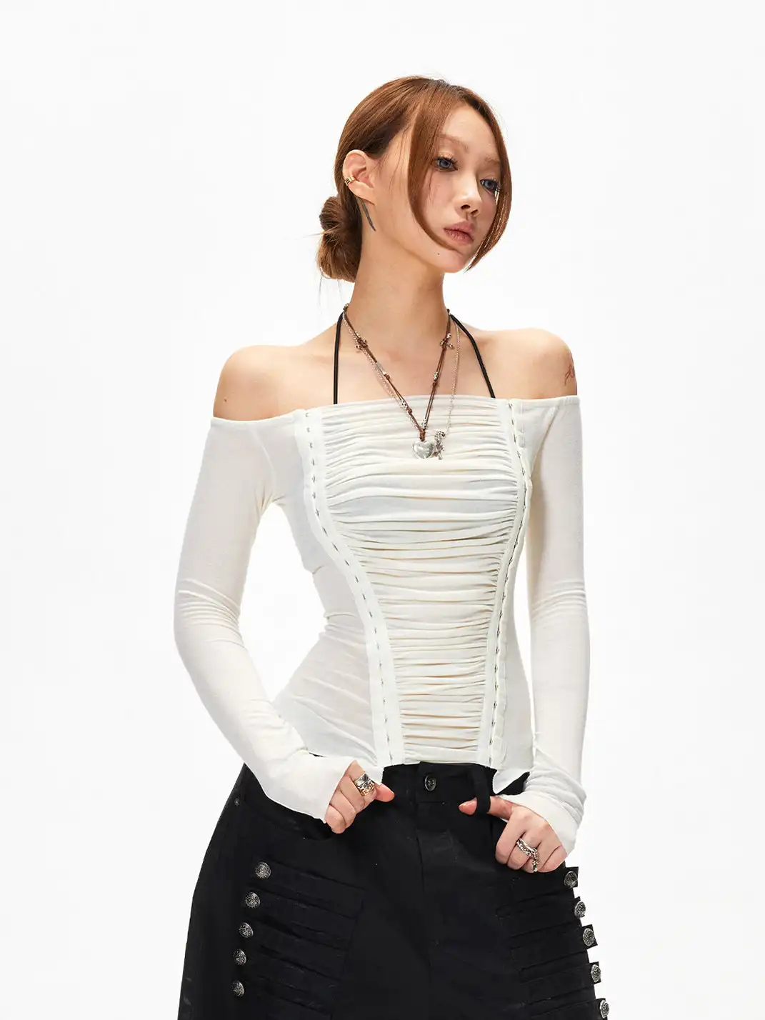3MODE | Off-The-Shoulder Draped Slim Fit Top