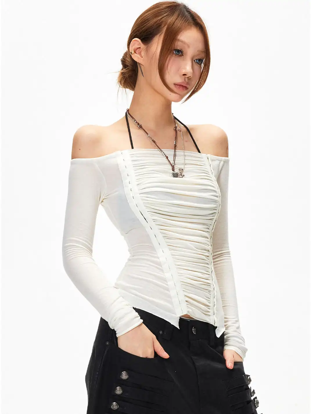 3MODE | Off-The-Shoulder Draped Slim Fit Top