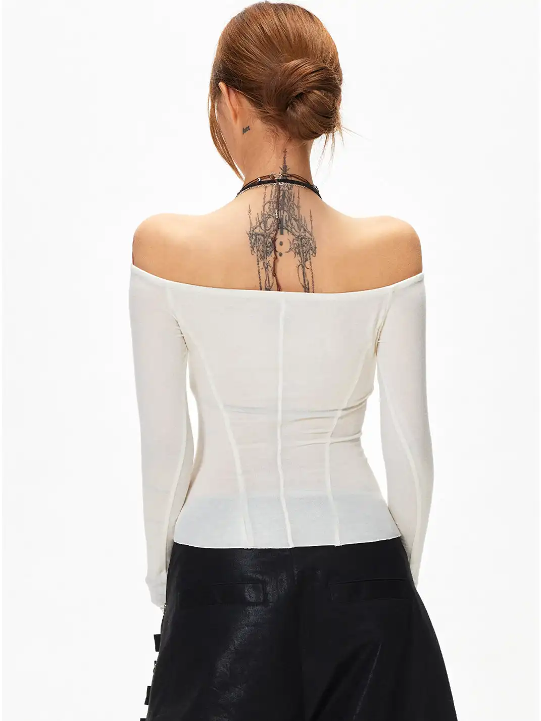 3MODE | Off-The-Shoulder Draped Slim Fit Top