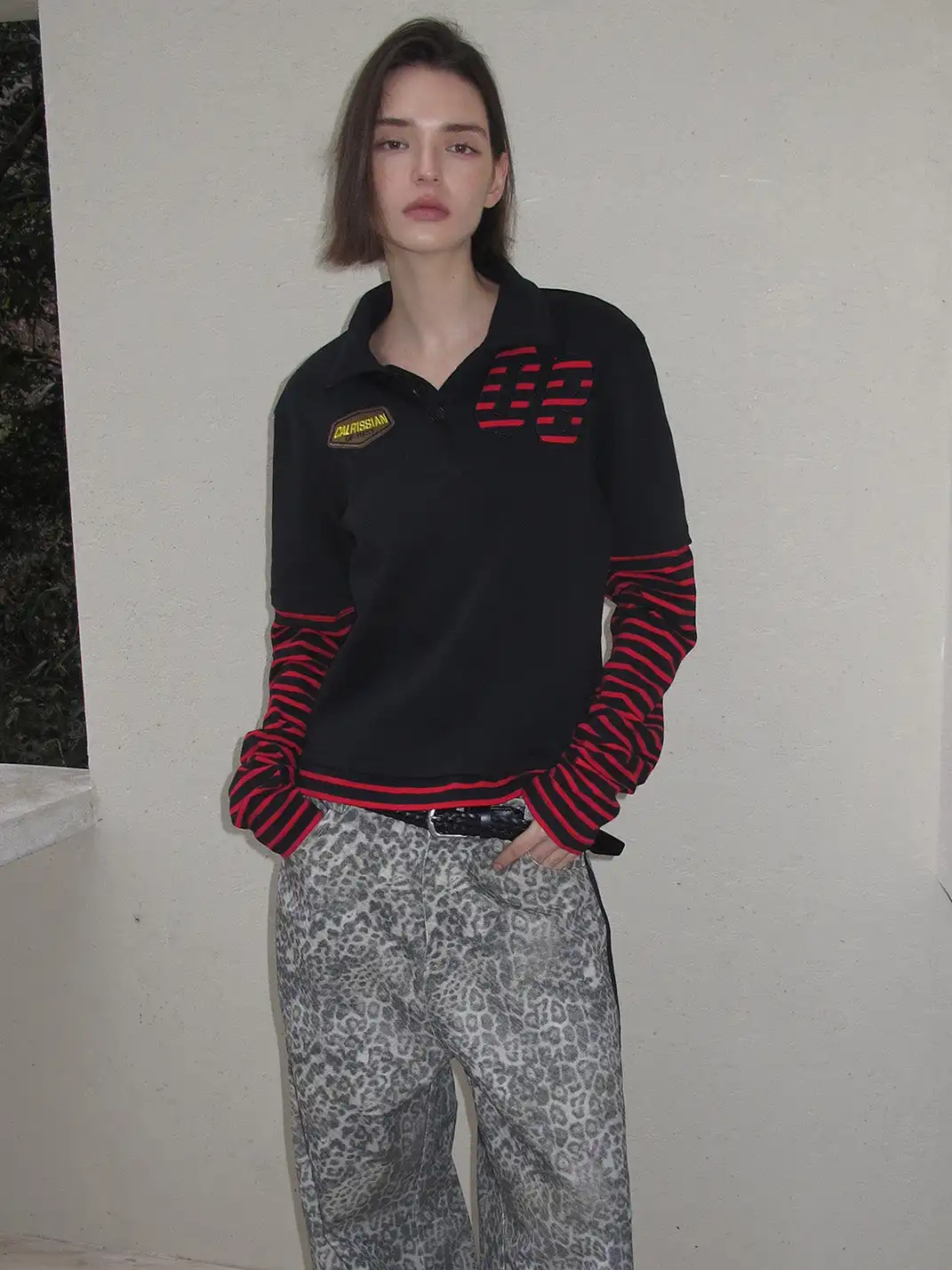 CasseSango | Two-In-One Detachable Sleeve Embroidered T-Shirt