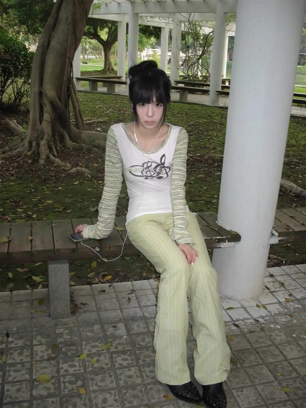 DETW | Musical Note Print Three-Color Stripe Spliced T-Shirt