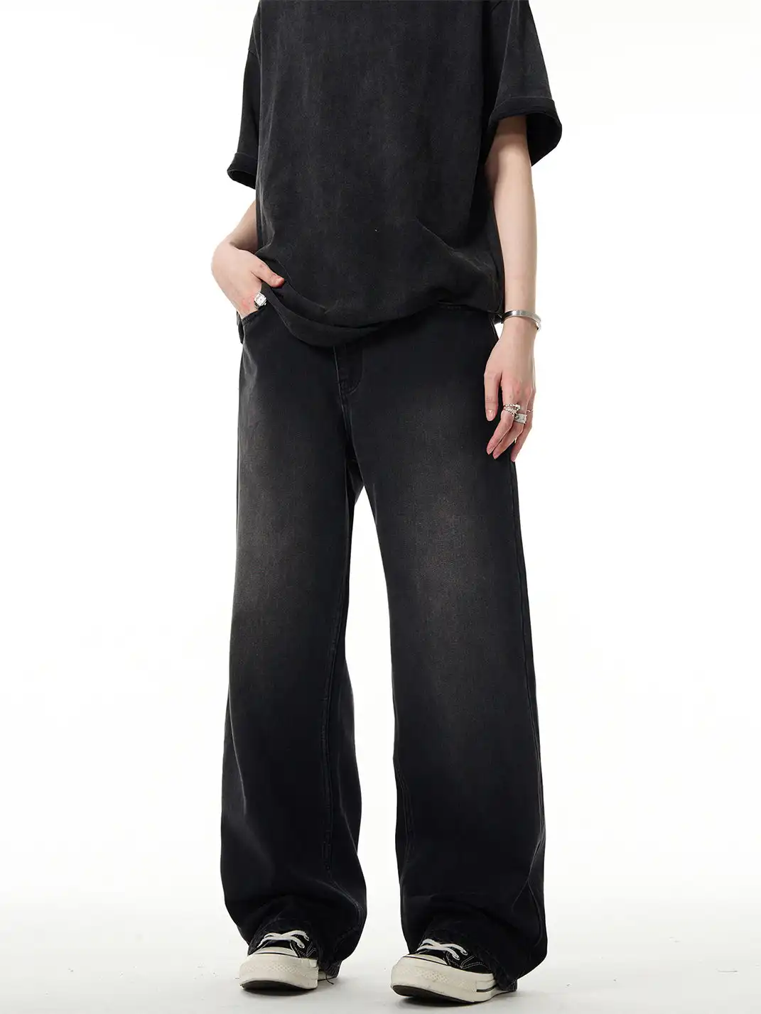 MADWITCH | Washed Straight-Leg Jeans