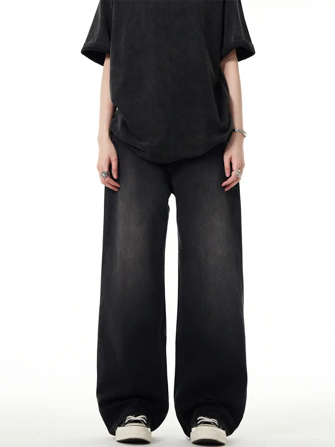MADWITCH | Washed Straight-Leg Jeans
