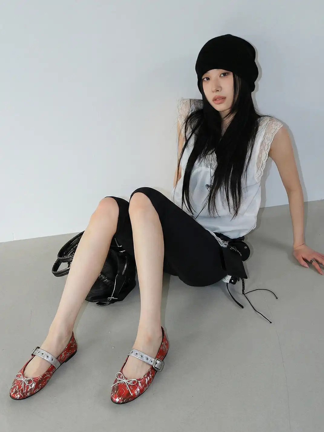 Mooreyu Atelier | Low-Cut Single Strap Ballet Flats
