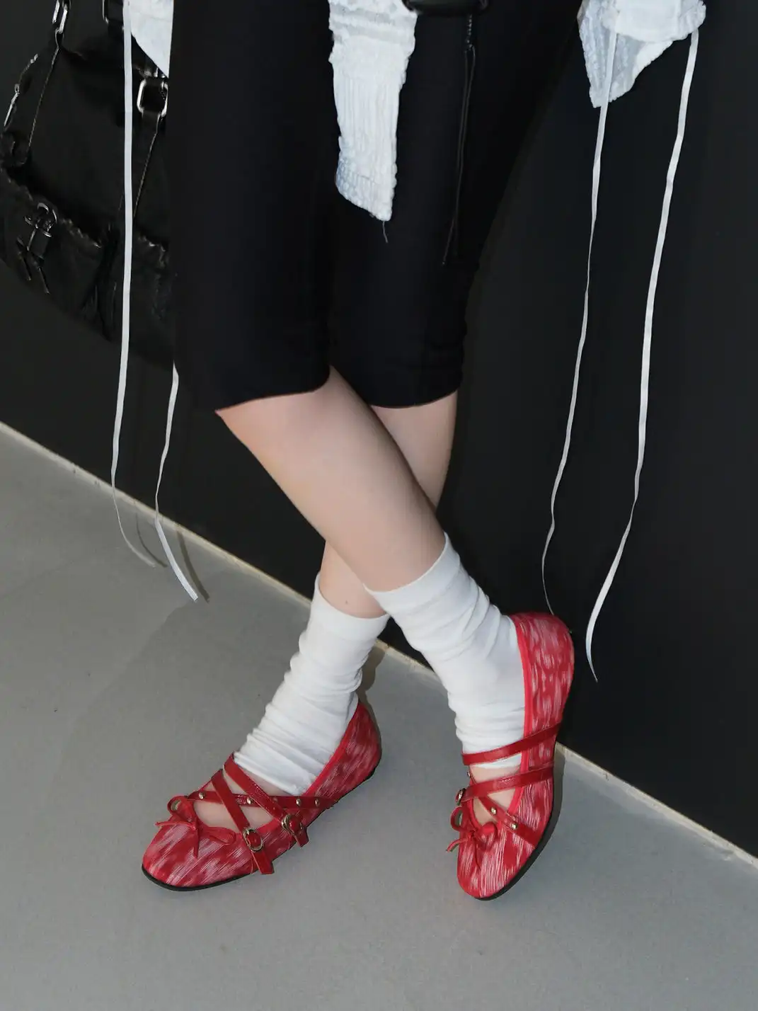 Mooreyu Atelier | Leather Low-Cut Buckle Round Toe Flats