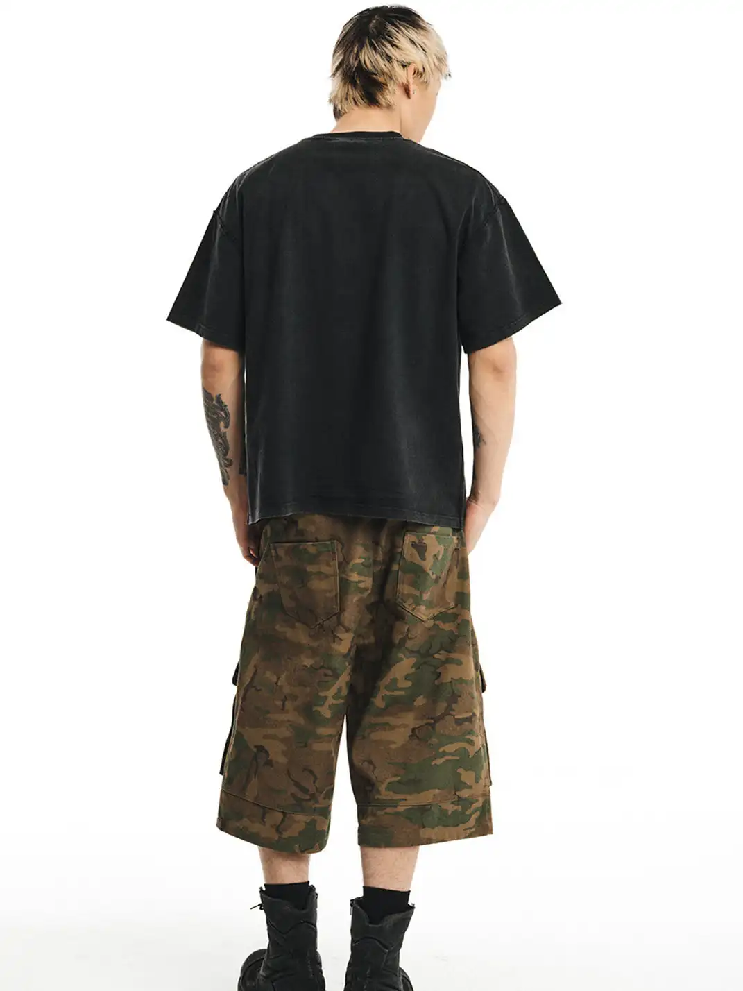 NOVACAM | Rock Print Reverse Stitch Short Sleeve T-Shirt