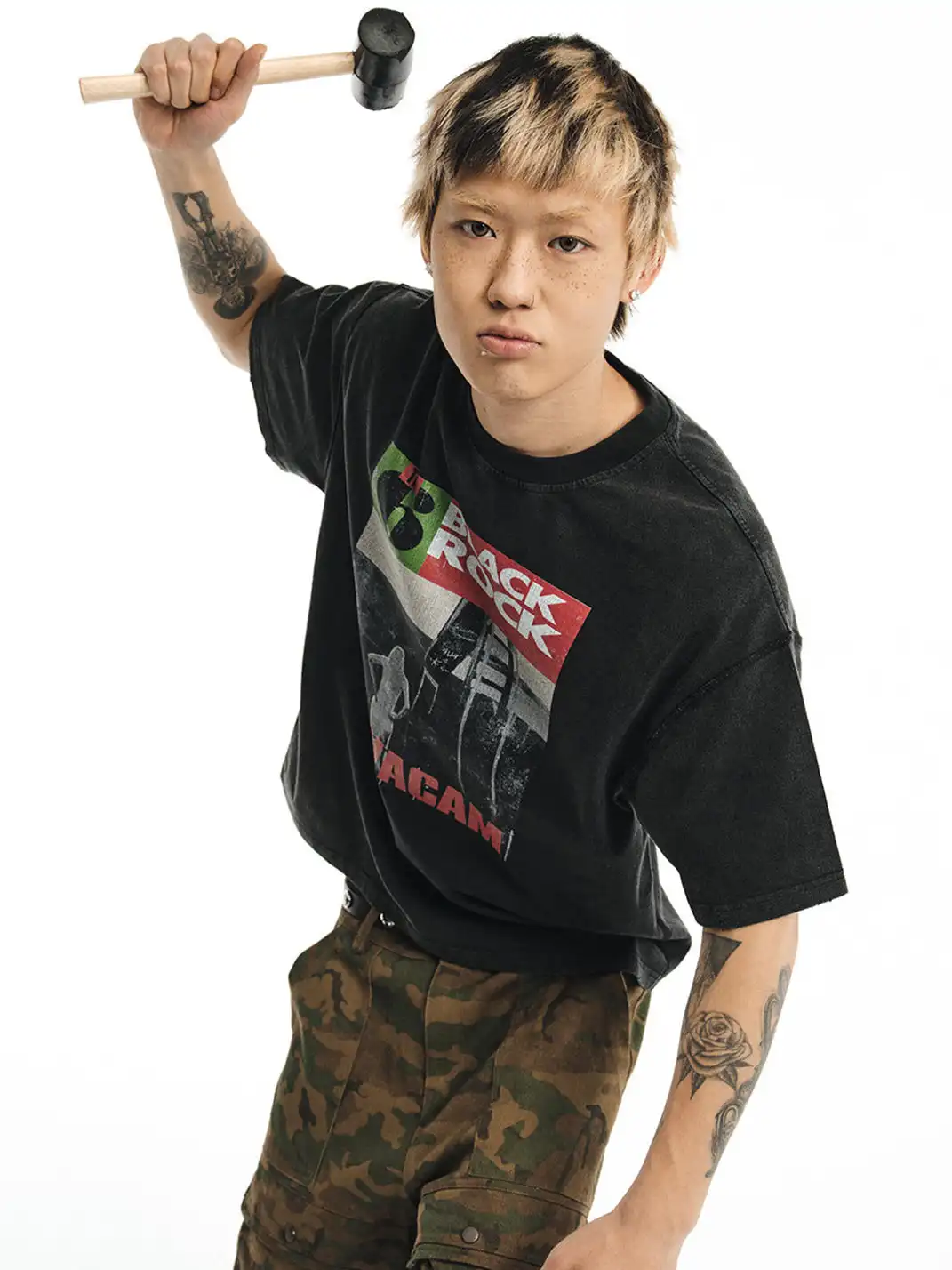 NOVACAM | Rock Print Reverse Stitch Short Sleeve T-Shirt