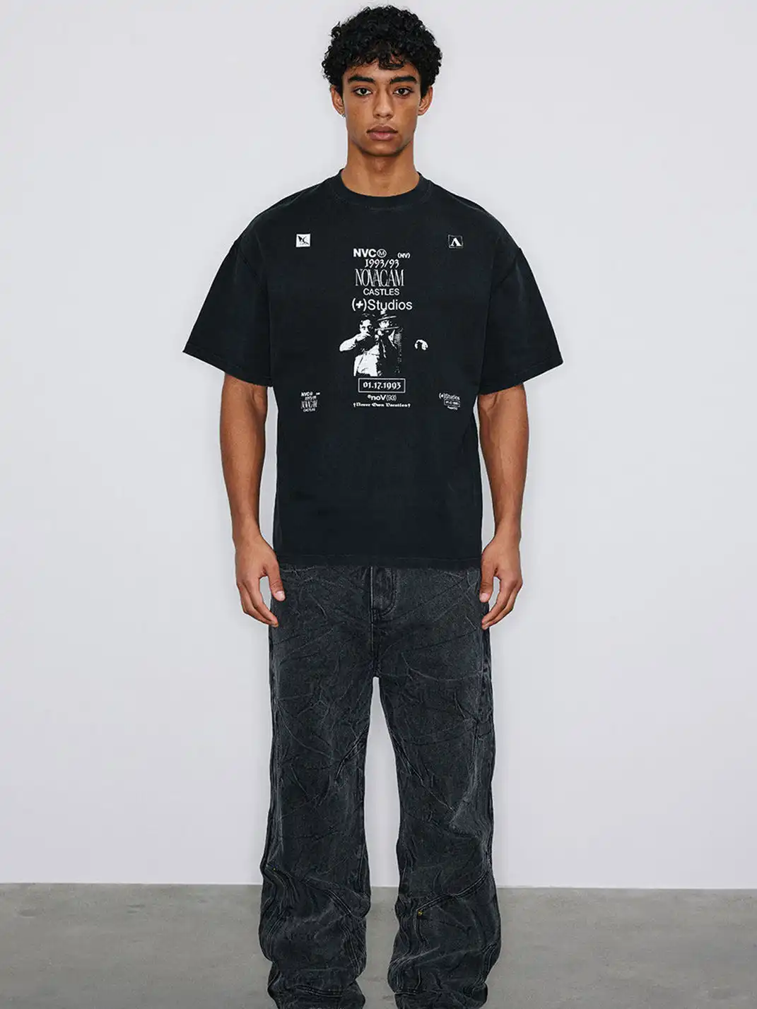 NOVACAM | Cracked Print Reverse Stitch Short Sleeve T-Shirt