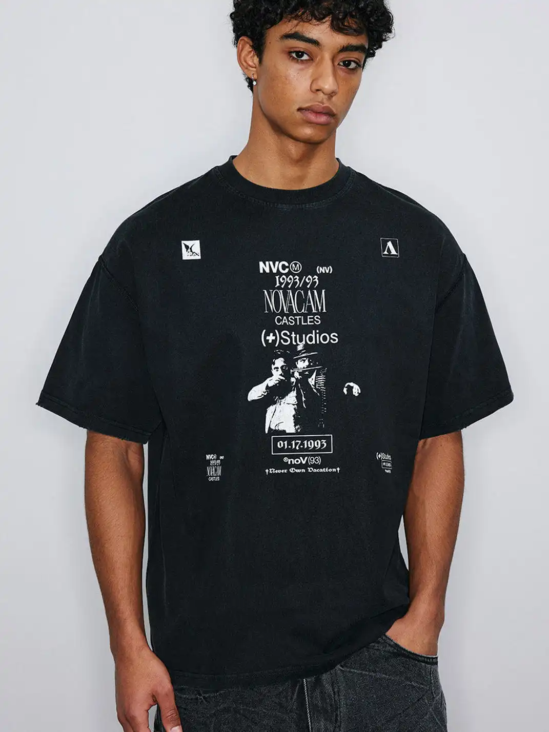 NOVACAM | Cracked Print Reverse Stitch Short Sleeve T-Shirt